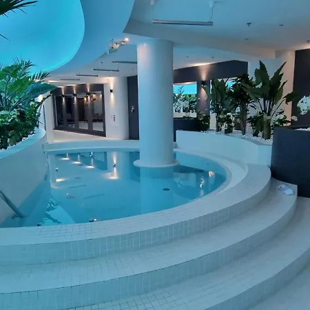 Hanza Tower Blue Bay * 슈체친