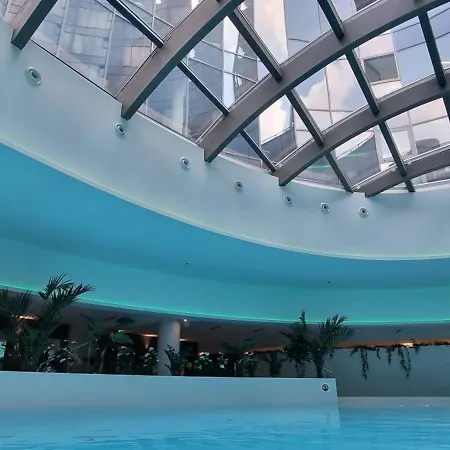 Hanza Tower Blue Bay * Szczecin