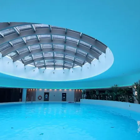Hanza Tower Blue Bay 아파트 슈체친