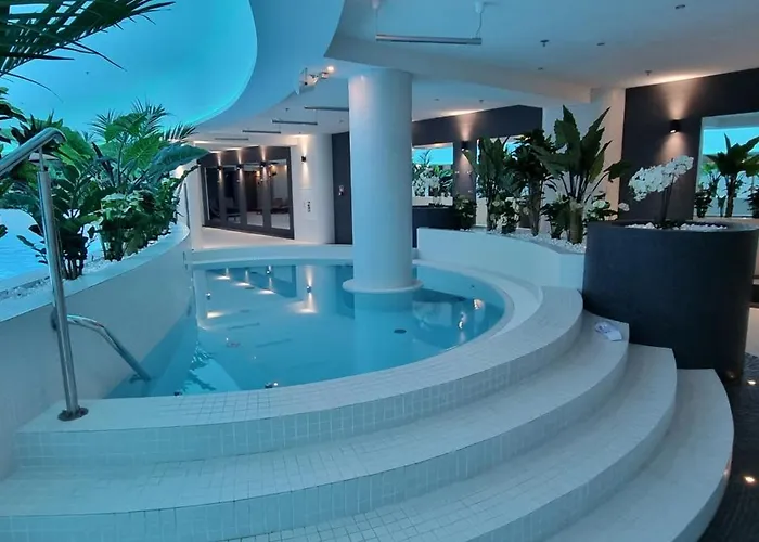 Hanza Tower Blue Bay * Szczecin